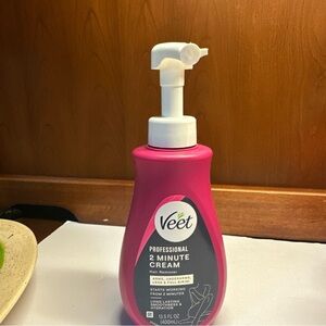 Veet Hair Removal Cream Pink Sensitive Skin 2 Minute Professional Formula